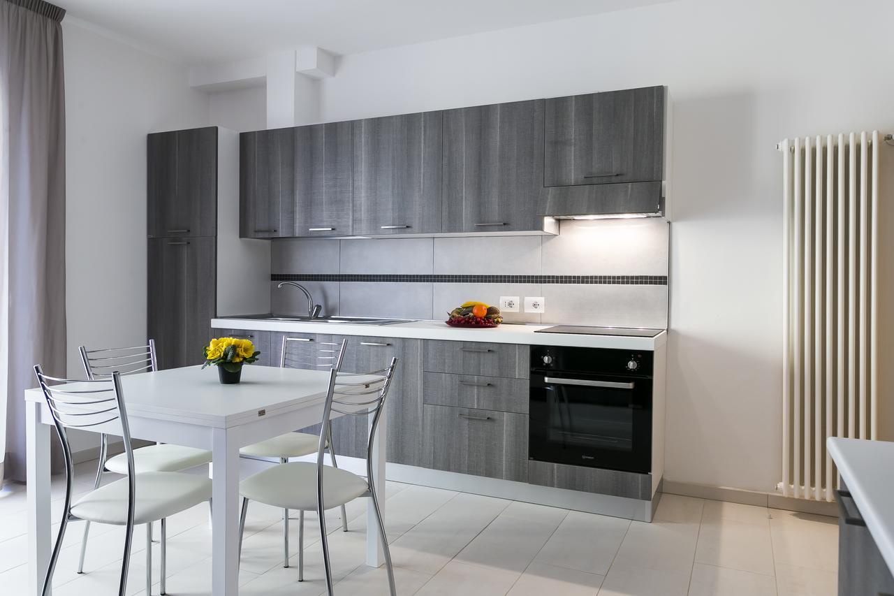 אפרטהוטל רימיני Residenza Riva Azzurra מראה חיצוני תמונה