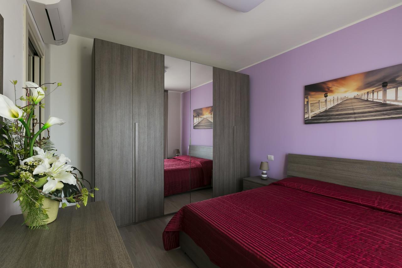 אפרטהוטל רימיני Residenza Riva Azzurra מראה חיצוני תמונה