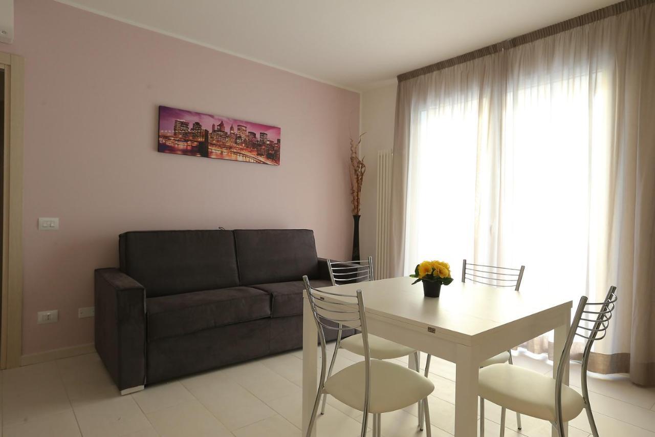 אפרטהוטל רימיני Residenza Riva Azzurra חדר תמונה